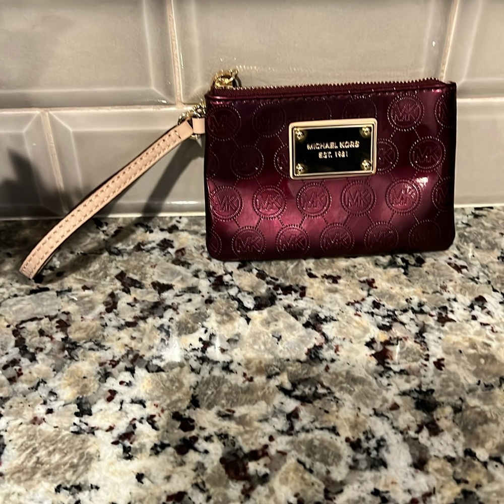 Michael Kors wristlet